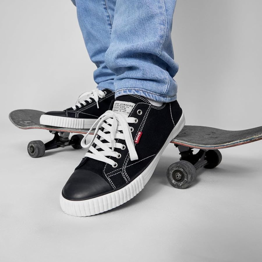 Levi's Tenis casuales Anikin C CVS N para hombre, Negro