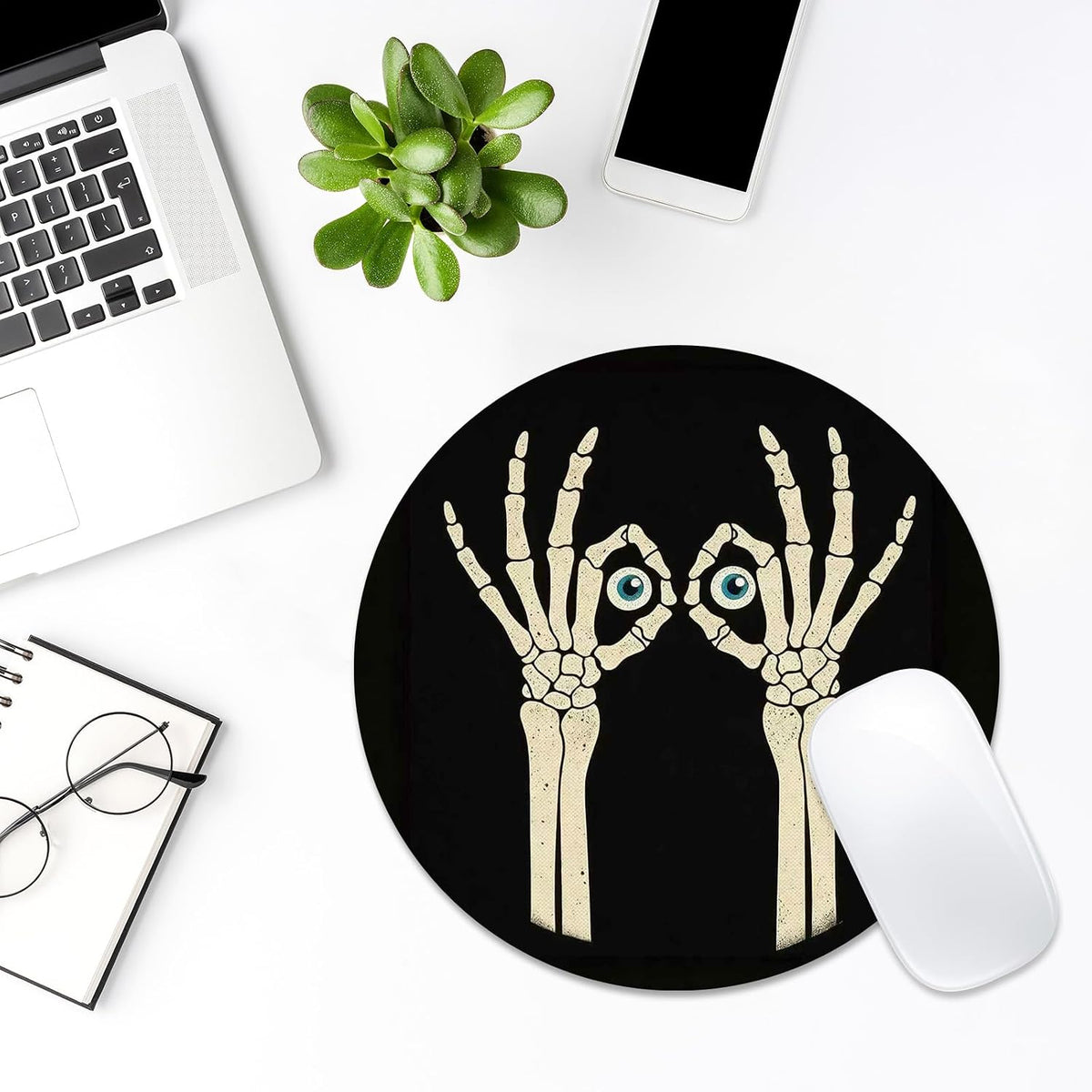 Mouse Pad Redondo 8x8 Pulgadas con Base Antideslizante – Diseño Skeleton Hands