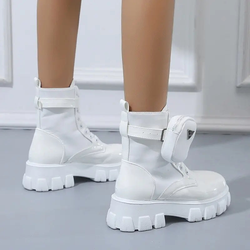 Botas Cortas para Mujer con Plataforma | Hebillas Decorativas y Bolsillo Lateral | Estilo Biker