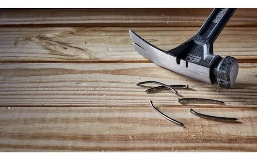 Martillo De Uña Recta Carpintero de Acero de 20 Onzas DeWalt DWHT51004