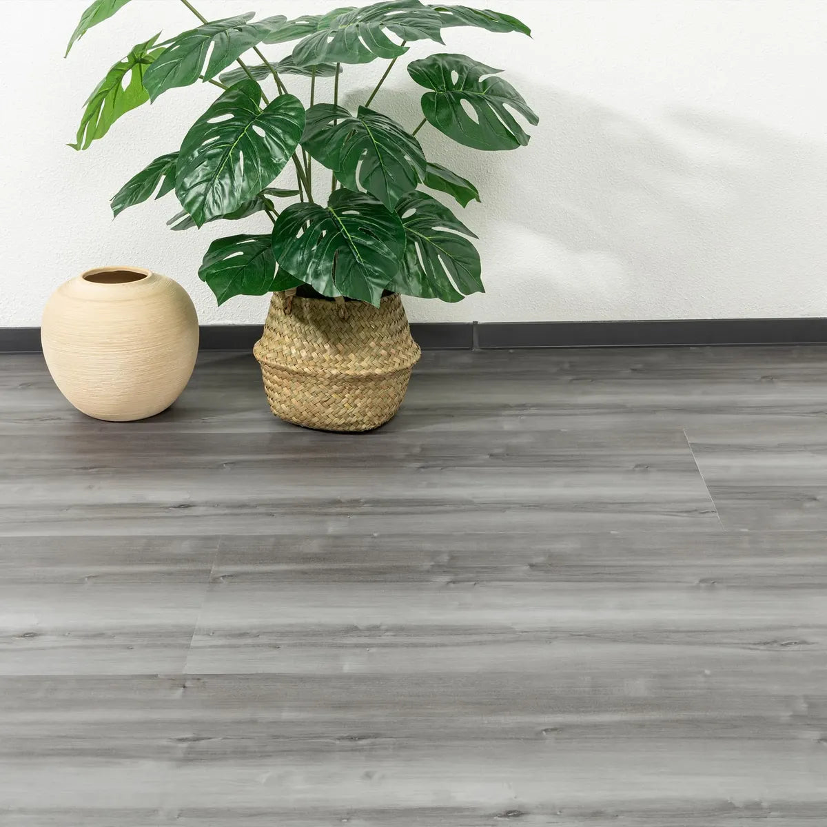 Piso Vinílico Autoadhesivo Diseño Madera Gris 30 x 350 cm – 3,3 m²