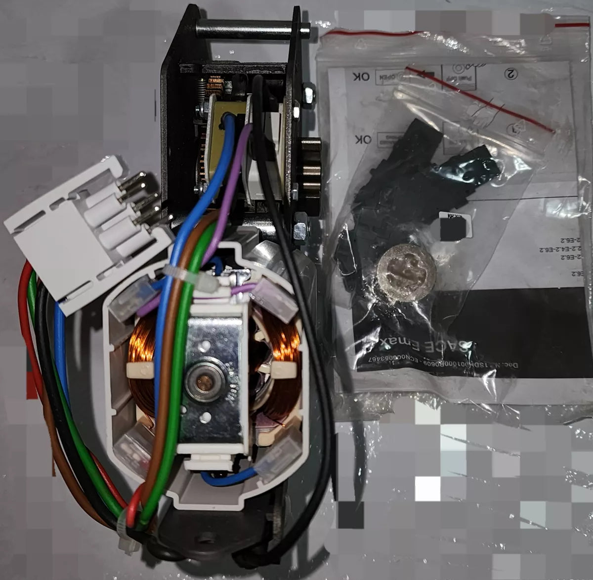 Motor Para E2.2...e6.2 100-130 Vacdc Ref 1SDA073724R1 ABB