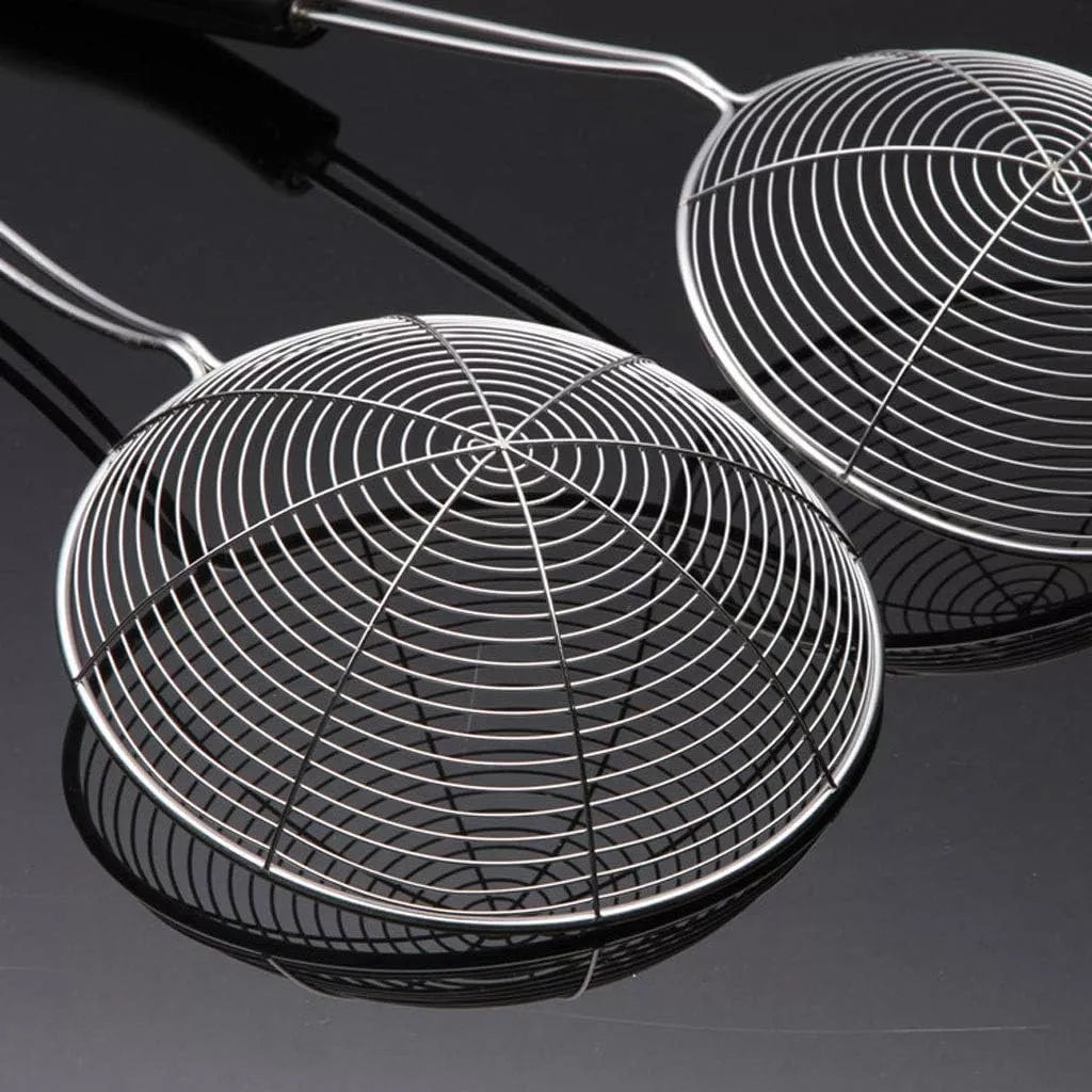 Colador Espumadera Metal Color Negro 12cm