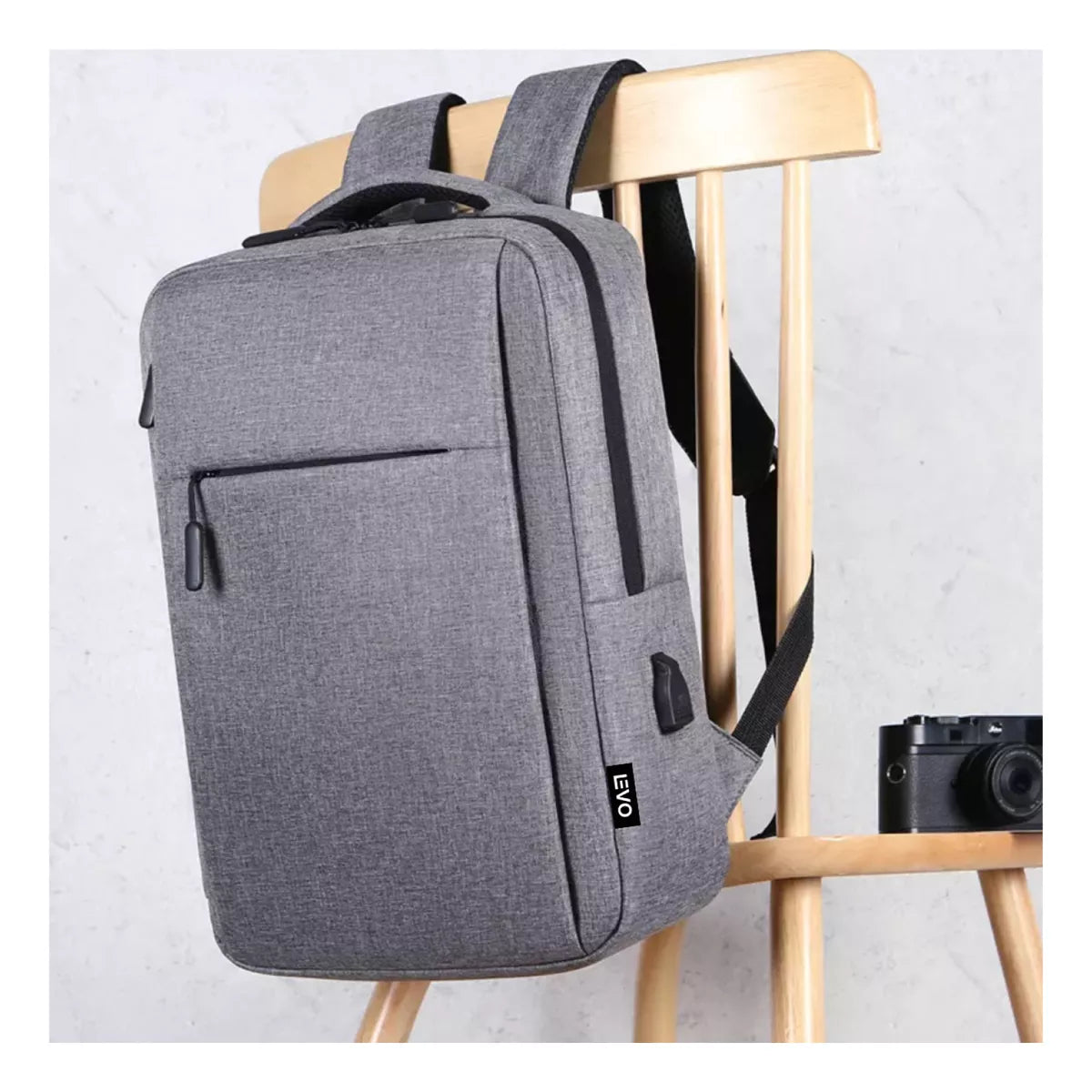 Mochila Para Notebook Con Puerto Usb 15 Gris Levo