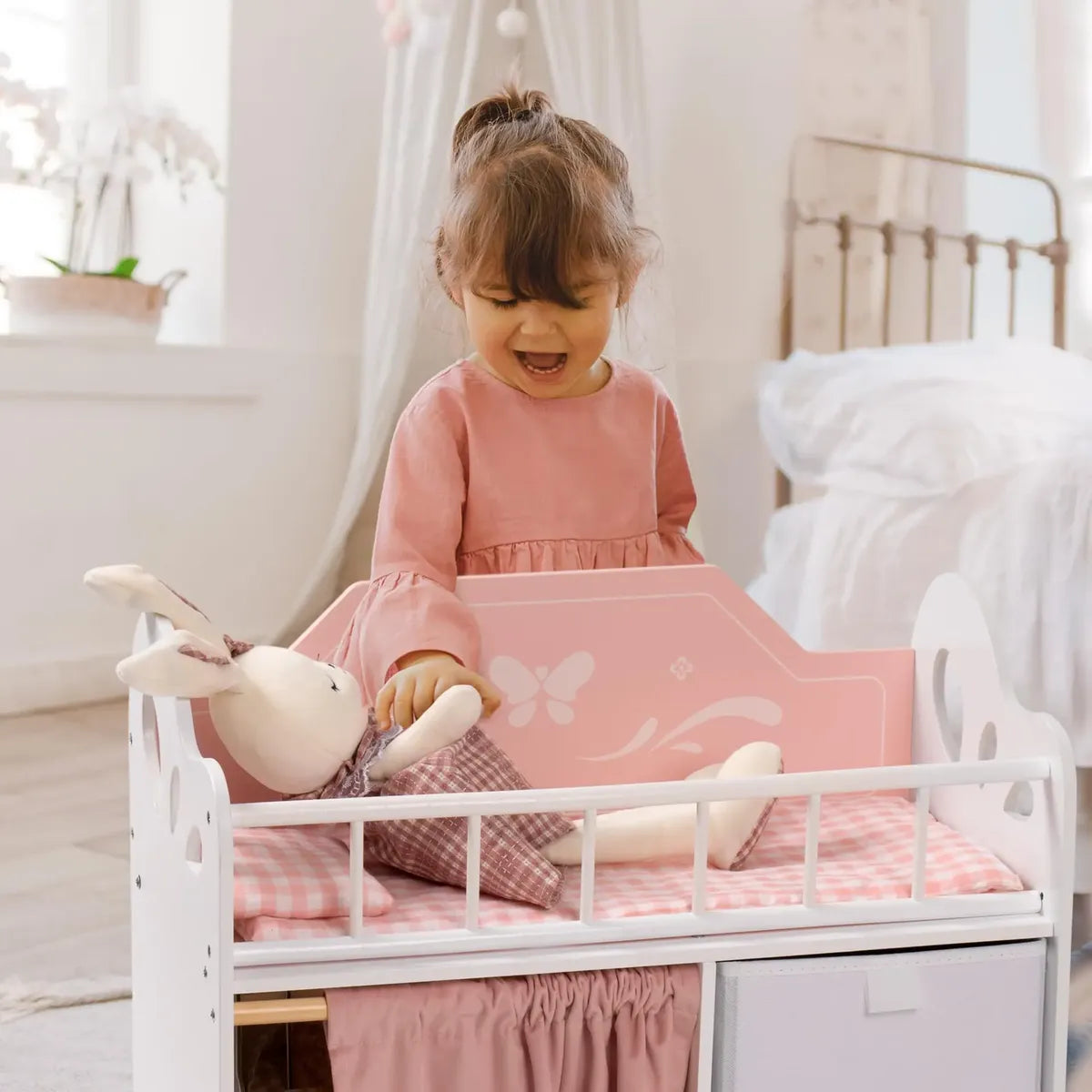 Cama De Madera Para Muñecas Baby Doll Crib Robotime Con Alma