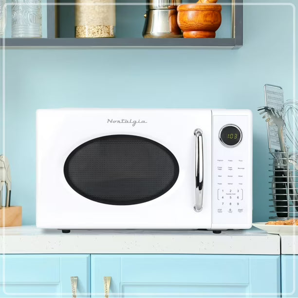 Horno microondas Nostalgia Retro 1000 W, 1.1 pies cúbicos (31.15 Litros) 120V