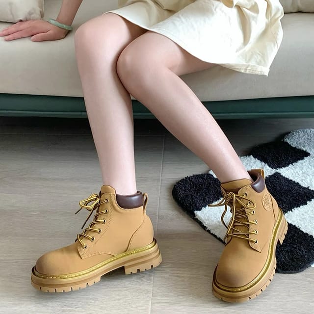 Botas Martin cortas de cuero, de viento británico para mujer