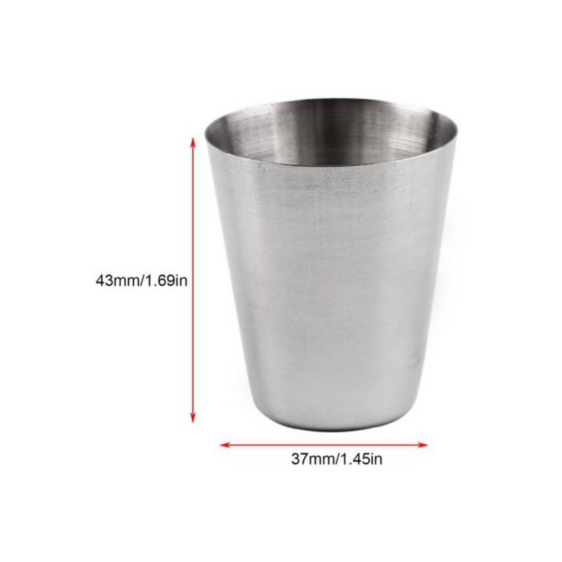 Conjunto de 4 camping de acero inoxidable taza bebiendo.