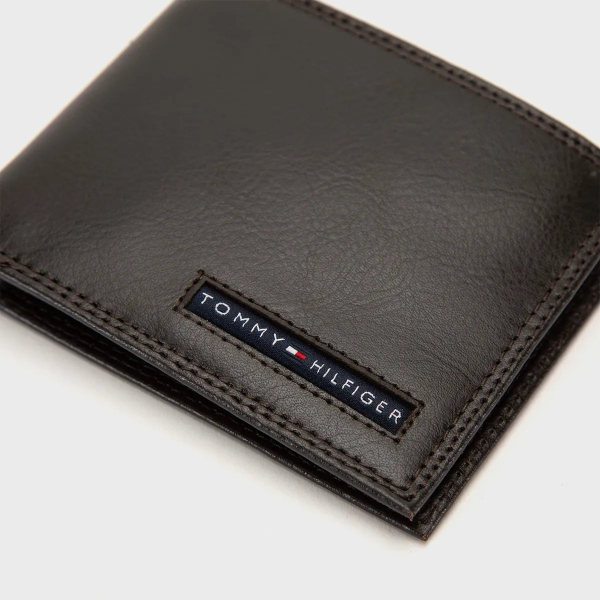 Billetera Tommy Hilfiger de cuero
