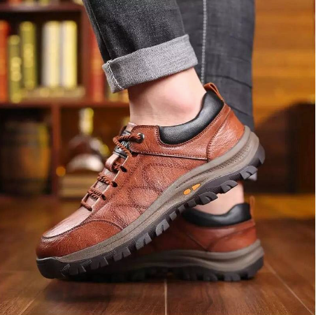 Zapatos de senderismo al aire libre