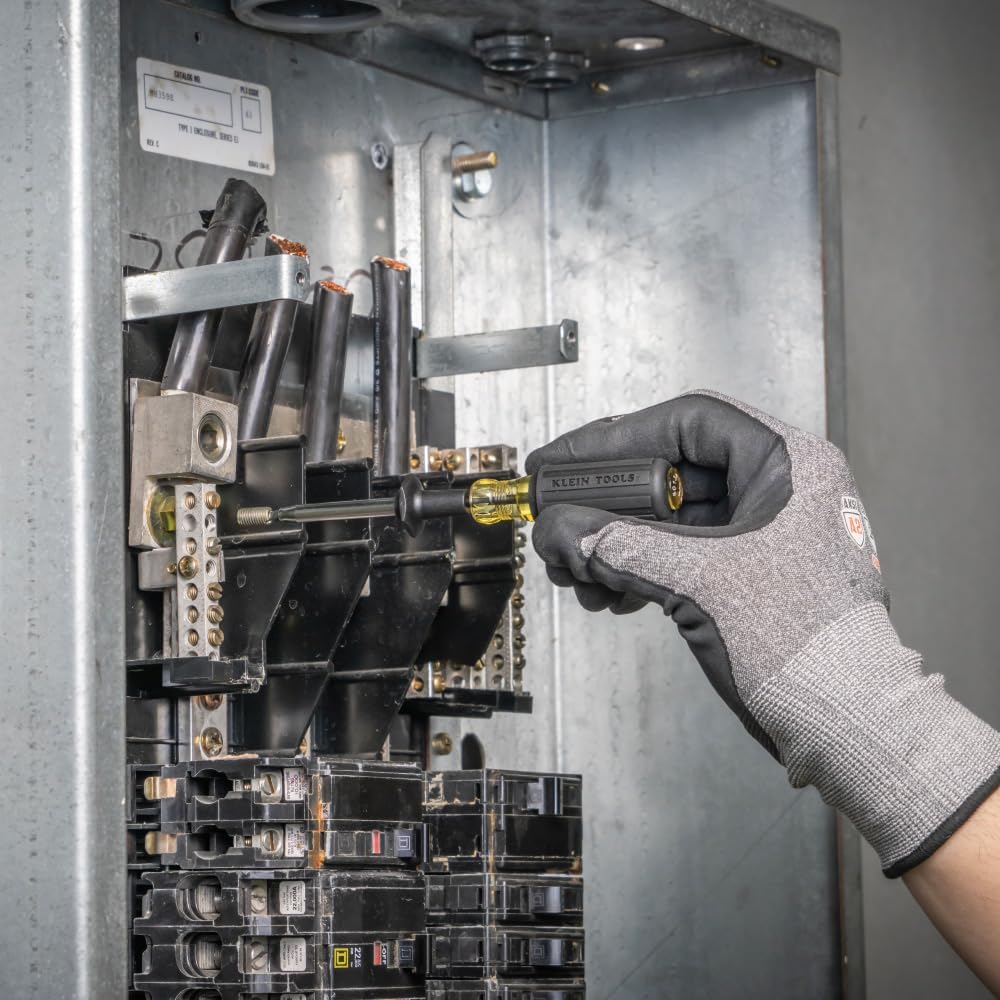 Klein Tools 85153K Set de Destornilladores Planos con Sujeción de Tornillos – 2 Piezas