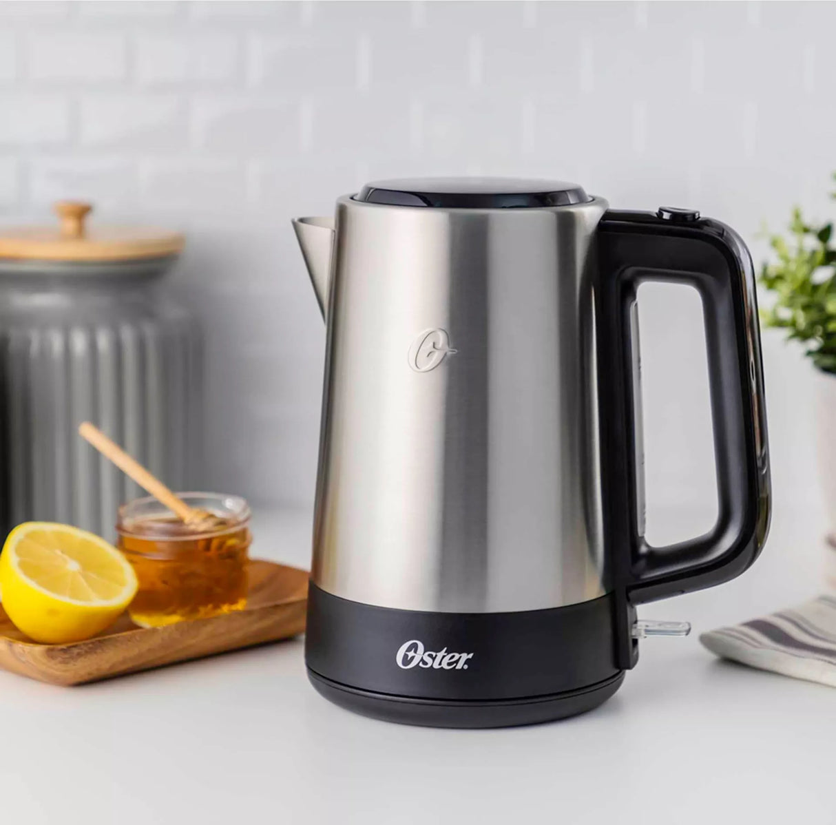 Hervidor Eléctrico 1.7 Litros BVSTKE671 Acero