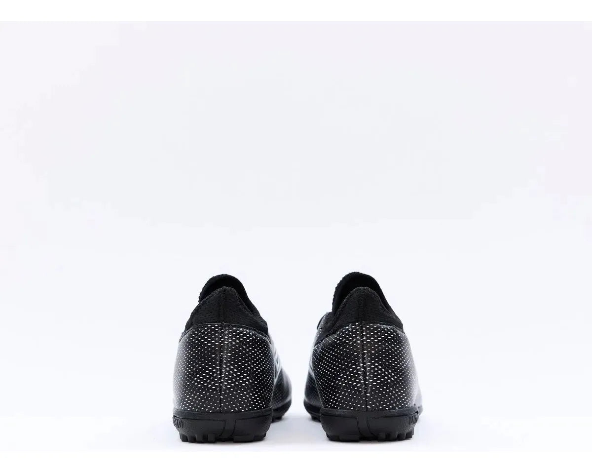 Zapatillas Hombre Umbro Fútbol Negro Veloce Lt Iv Tf