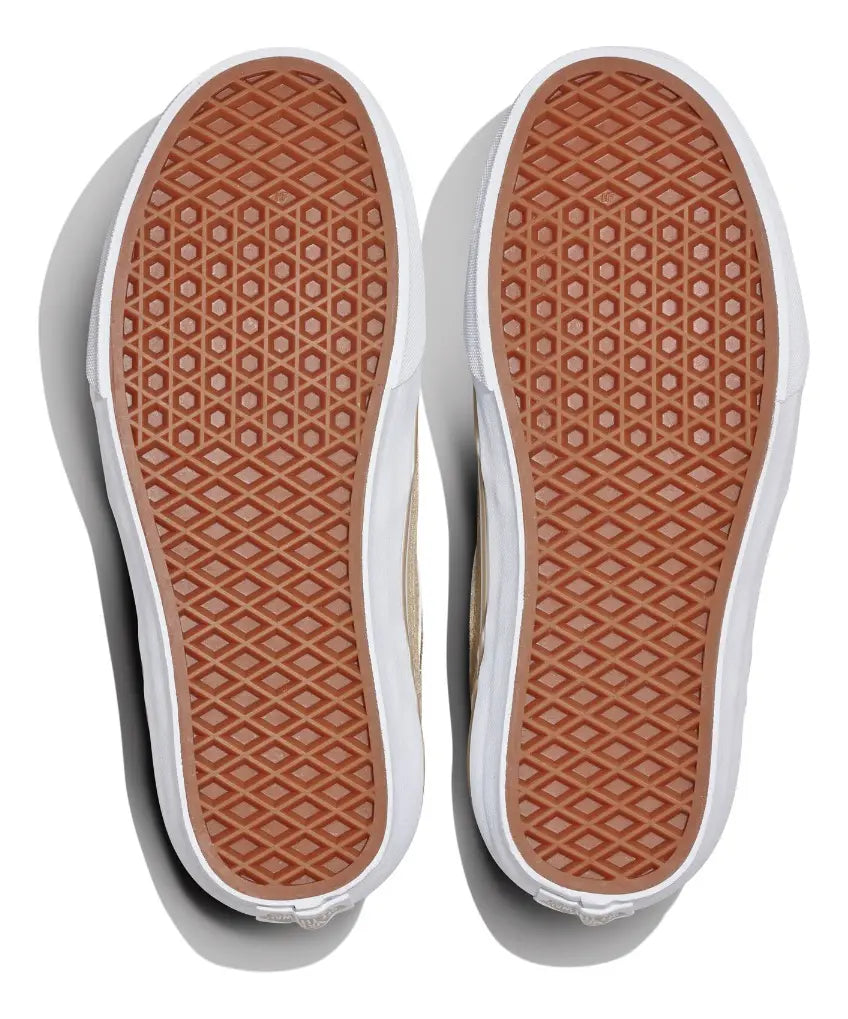 Zapatilla Mujer Fairview Deluxe Beige Vans