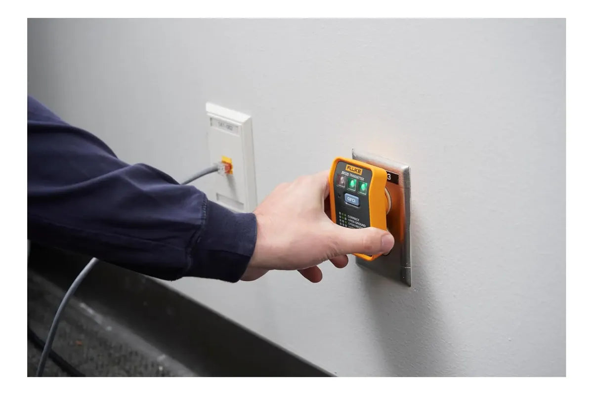 Fluke BK120 SmartTrace Buscador de Breakers y Detector de Voltaje NCV
