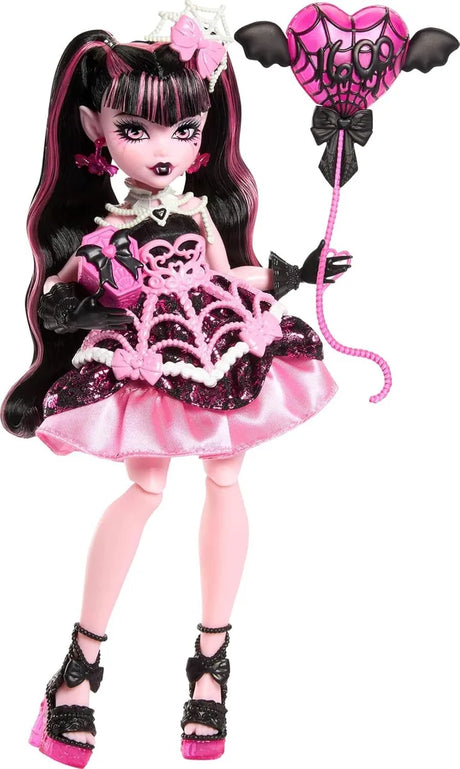 Monster High Draculaura De Cumpleaños Dulce Y Aterradora
