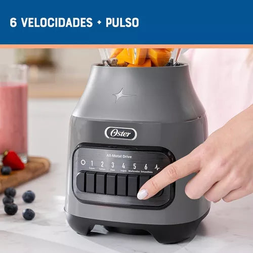 Licuadora Oster Vaso Vidrio 6 Velocidades + Pulso Blstpeggpb Color Gris