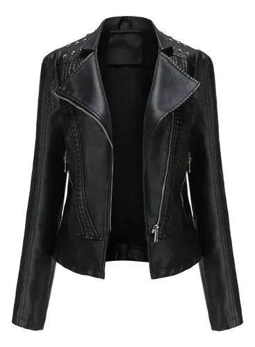 Chaqueta de cuero con remaches para mujer