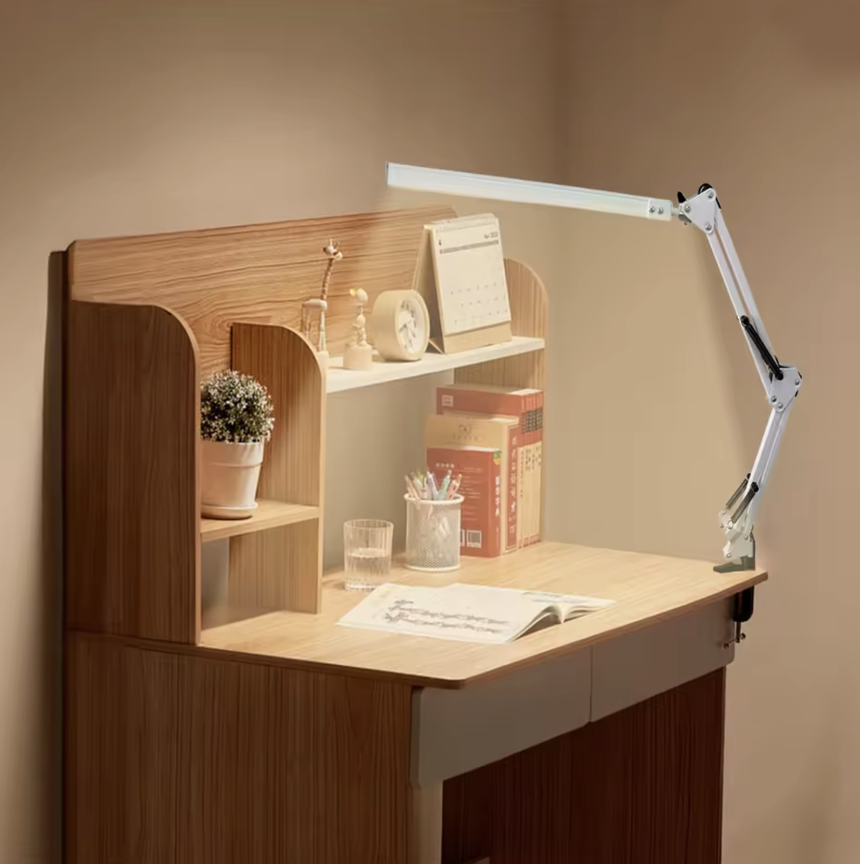 Lámpara de escritorio LED con abrazadera