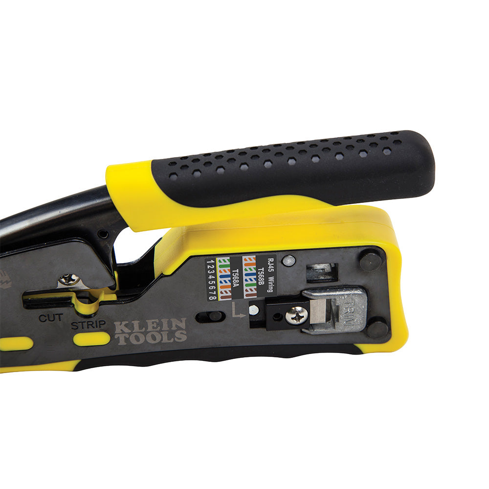 Klein Tools VDV226-110 Ponchadora, Pelacables y Cortacables con Matraca para Conectores Pass-Thru RJ45
